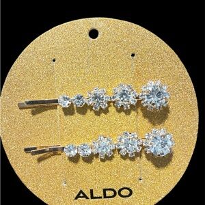 ALDO Gold and Clear Crystal Floral Hair Pins